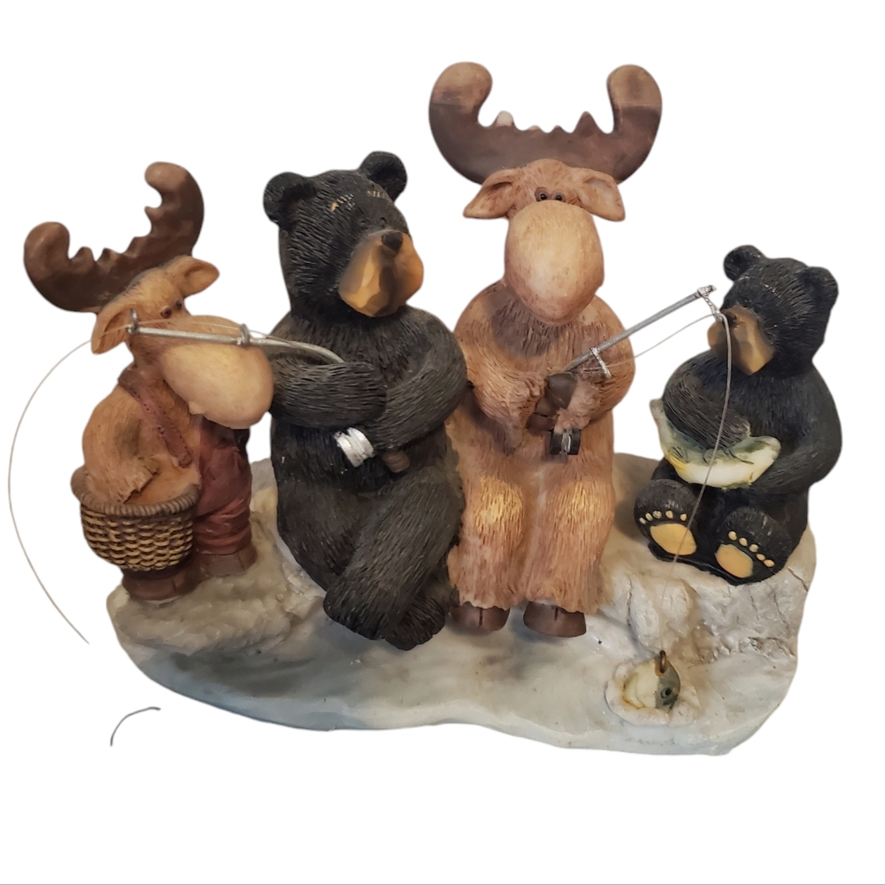 Unique Creations Moose and Bears Fishing Resin Figurine - Picture 11 of 11